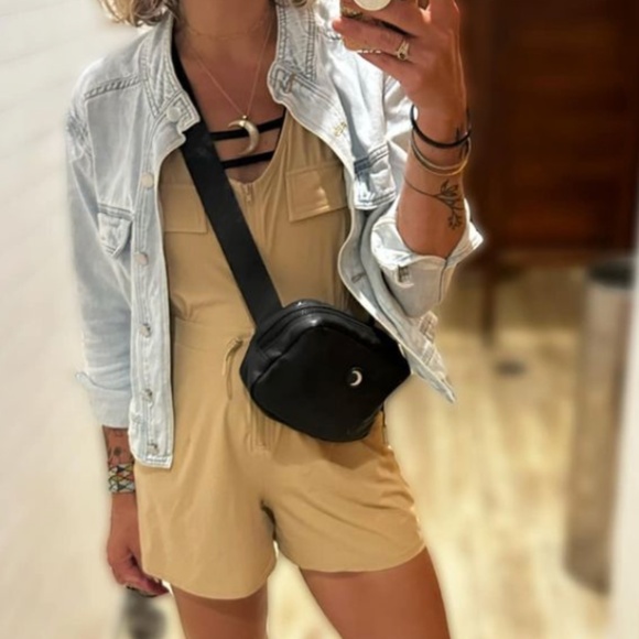 Khaki/camel short romper - Picture 3 of 10